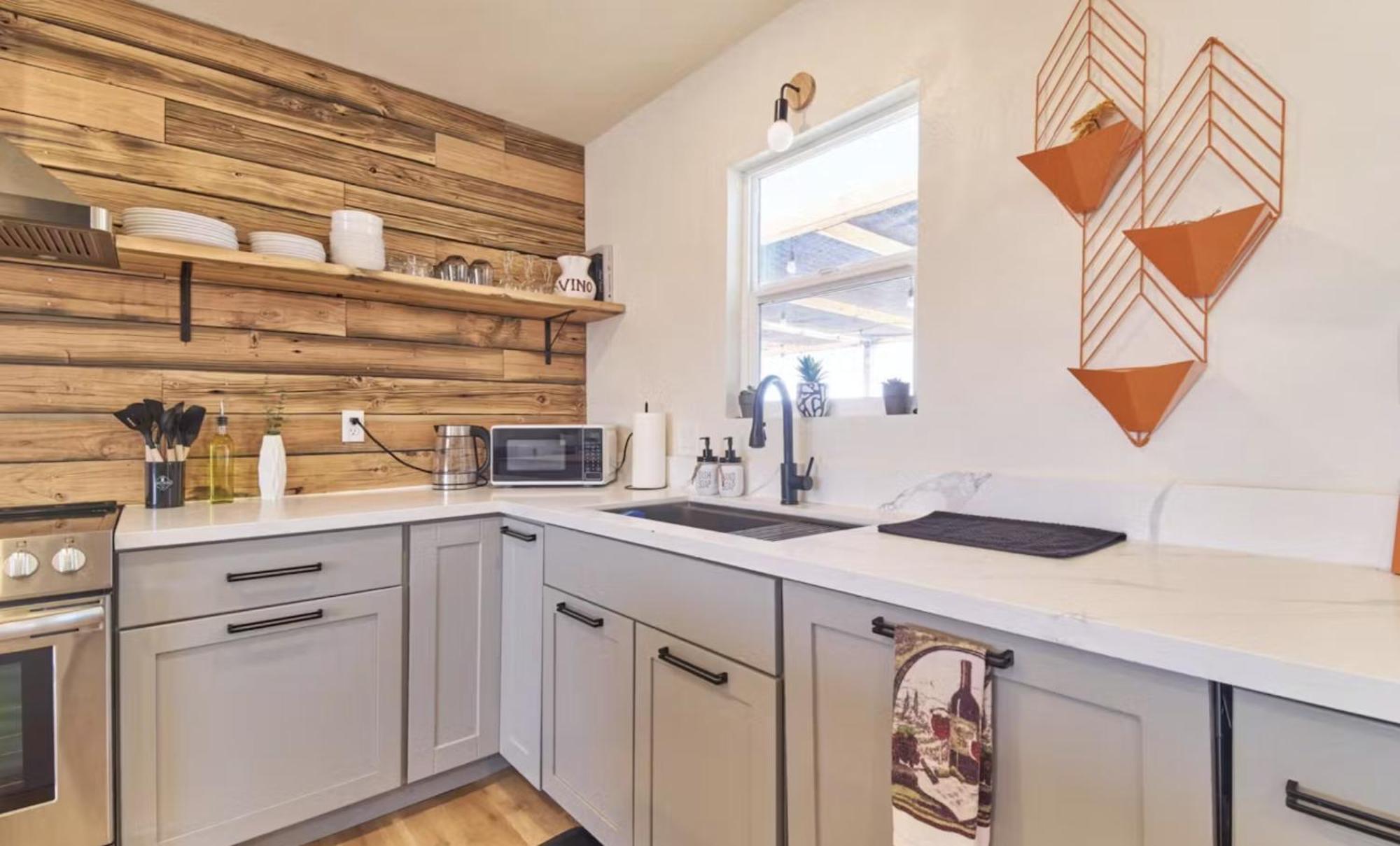 Twin Palms Desert Getaway - Jacuzzi, Fire Pit, Meditation Room & More Joshua Tree Esterno foto