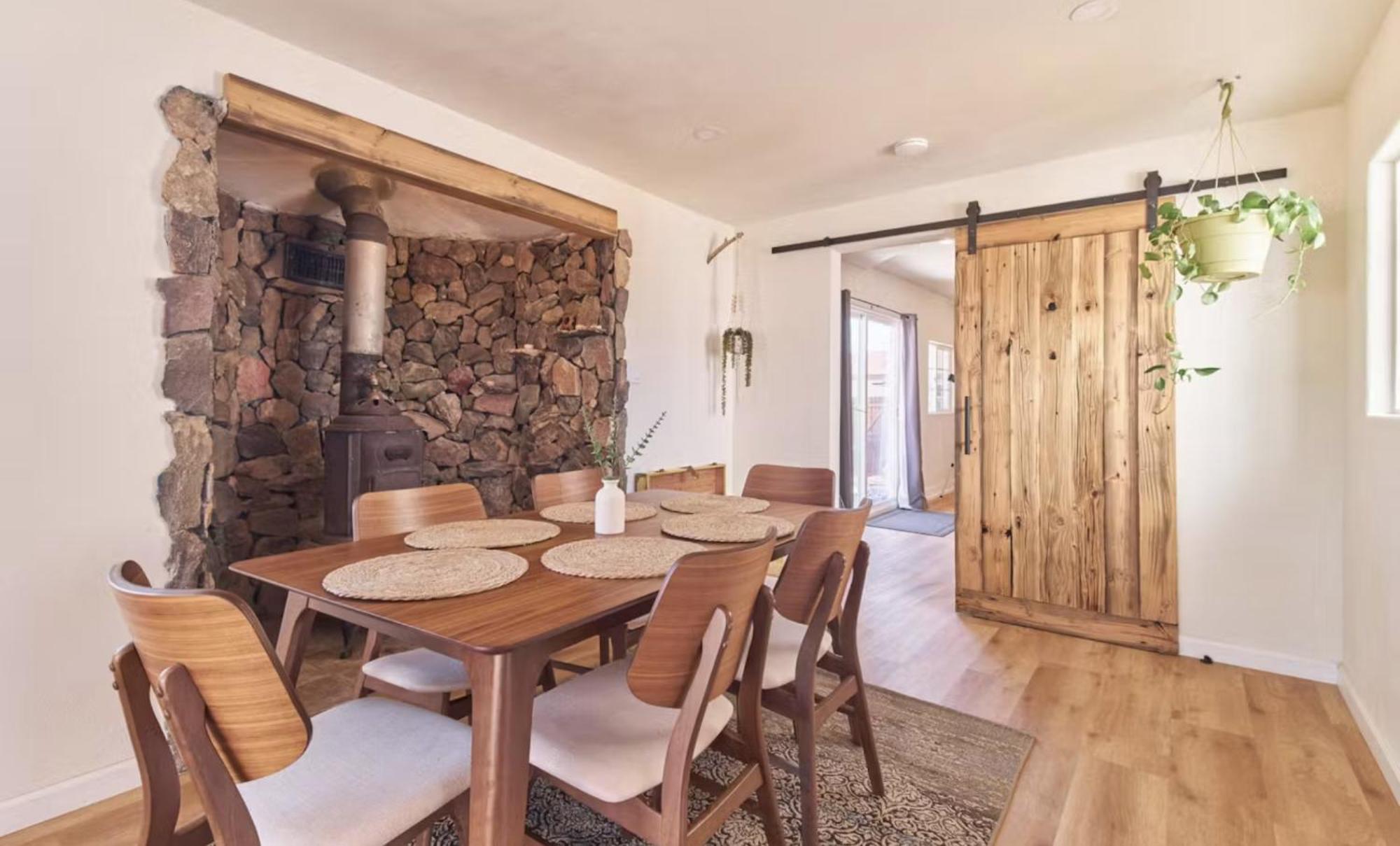 Twin Palms Desert Getaway - Jacuzzi, Fire Pit, Meditation Room & More Joshua Tree Esterno foto